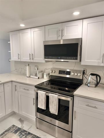 1380 GULF BOULEVARD 805, Clearwater, FL 33767