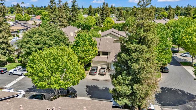 185 Tiffany Cir, Ripon, CA 95366