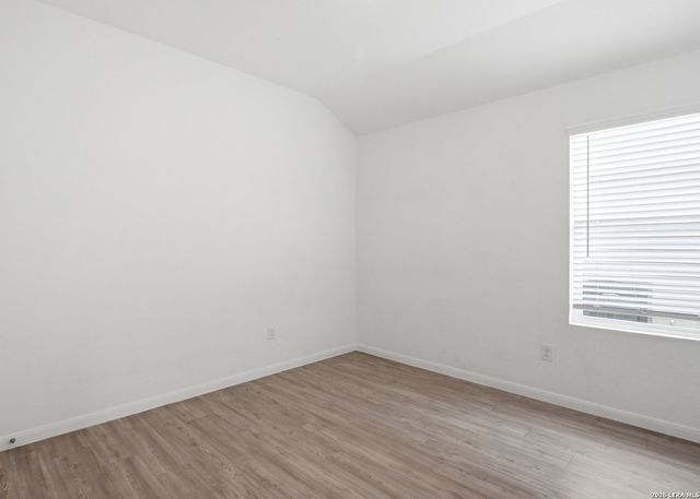 345 CORDOVA XING, Seguin, TX 78155