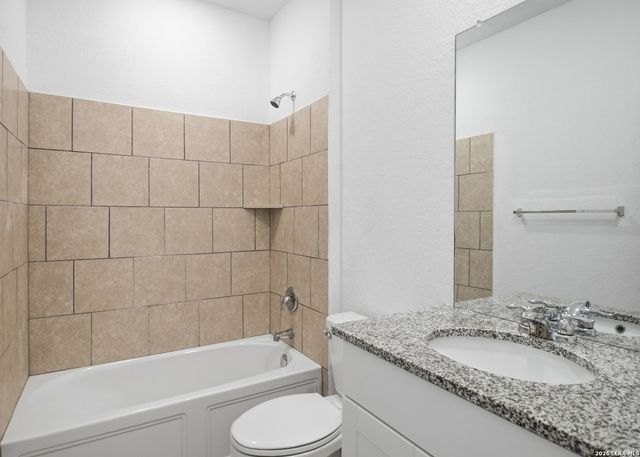 345 CORDOVA XING, Seguin, TX 78155