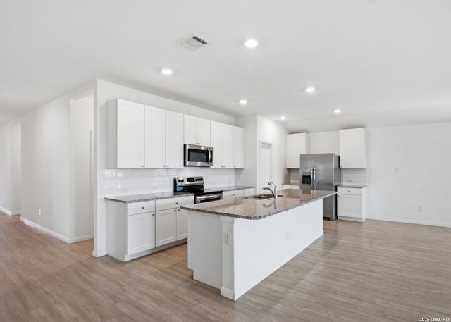 345 CORDOVA XING, Seguin, TX 78155