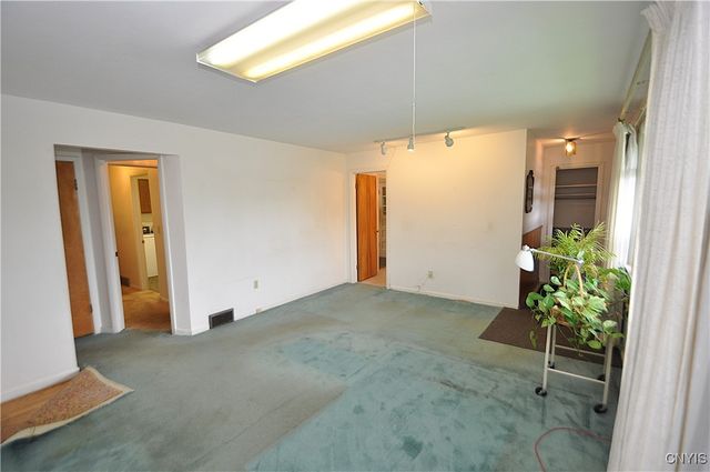405 Kinne Street, Dewitt, NY 13057
