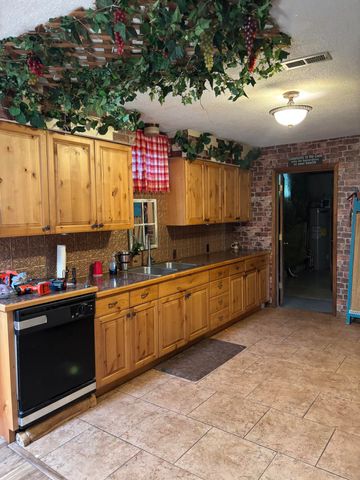 348 Holt Springs Rd Road, Marionville, MO 65705