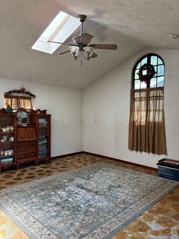 348 Holt Springs Rd Road, Marionville, MO 65705