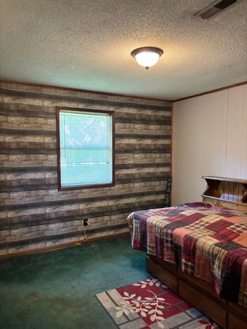 348 Holt Springs Rd Road, Marionville, MO 65705