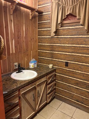 348 Holt Springs Rd Road, Marionville, MO 65705