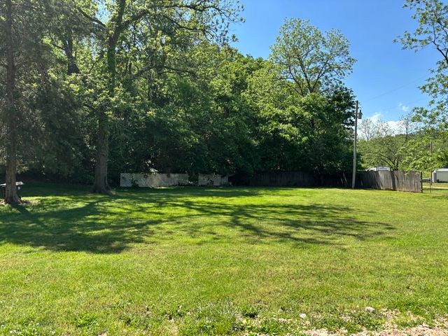 348 Holt Springs Rd Road, Marionville, MO 65705