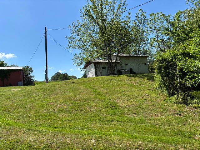 348 Holt Springs Rd Road, Marionville, MO 65705