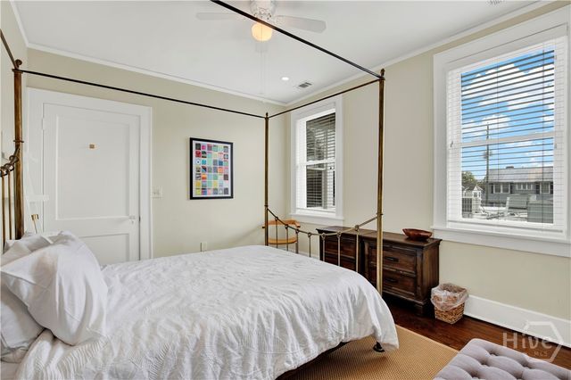 309 E 34th Street 2, Savannah, GA 31401