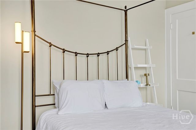 309 E 34th Street 2, Savannah, GA 31401