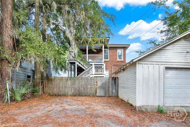 309 E 34th Street 2, Savannah, GA 31401