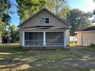 203 W 12TH Street, Metropolis, IL 62960