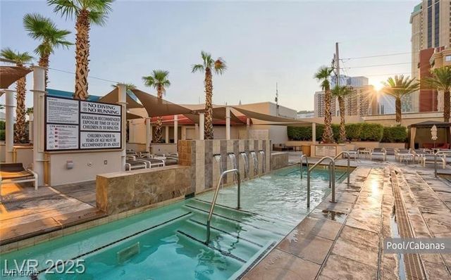 135 East Harmon Avenue 25707, Las Vegas, NV 89109