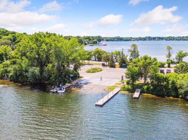 195 Crystal Creek Road, Orono, MN 55356
