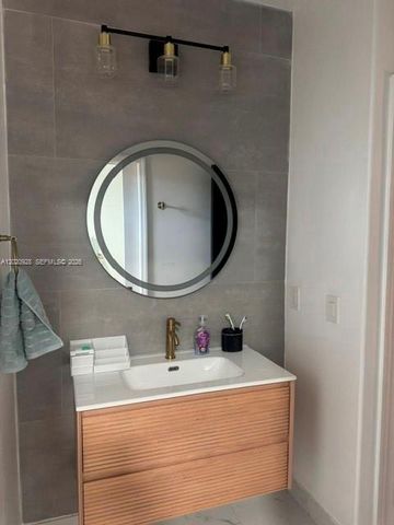 5469 NW 113th Ct 5469, Doral, FL 33178