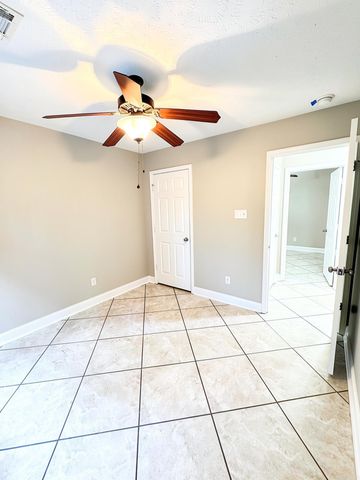 325 Clint Road, Jacksonville, AR 72076