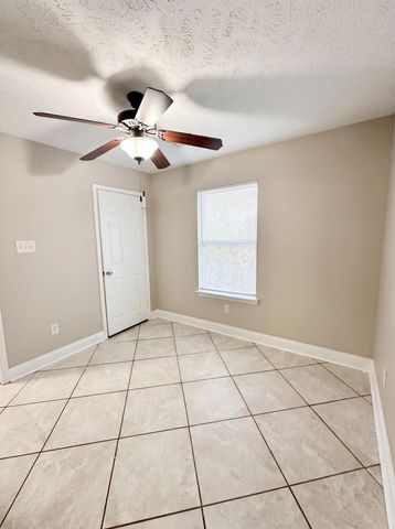 325 Clint Road, Jacksonville, AR 72076