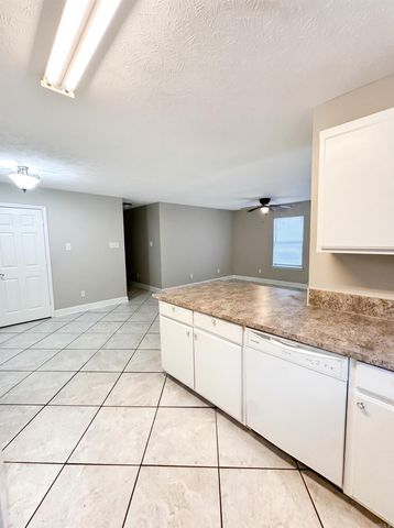 325 Clint Road, Jacksonville, AR 72076