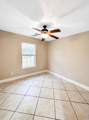 325 Clint Road, Jacksonville, AR 72076