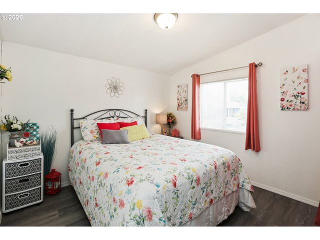 310 Pitney Ln 51, Junction City, OR 97448