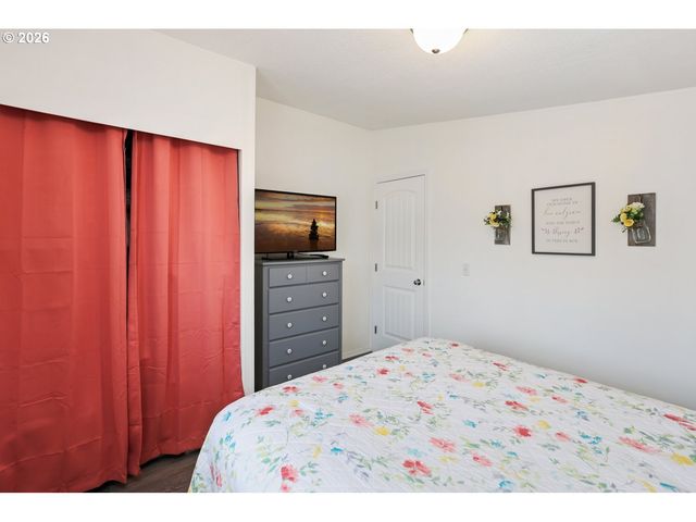310 Pitney Ln 51, Junction City, OR 97448