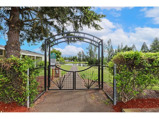 310 Pitney Ln 51, Junction City, OR 97448