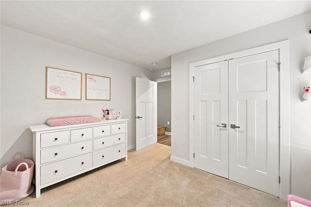 1018 Sunrise Way, Akron, OH 44312