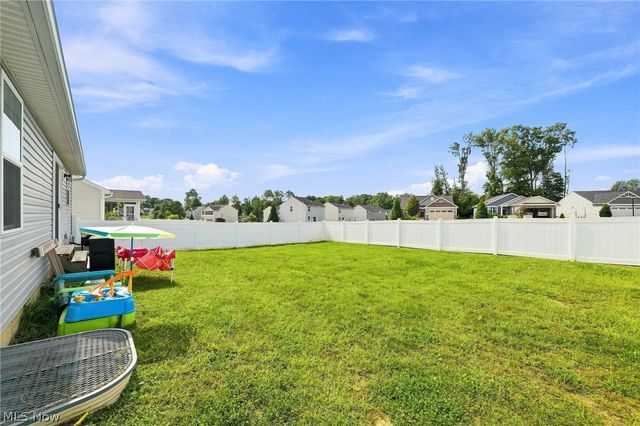 1018 Sunrise Way, Akron, OH 44312