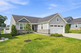 1018 Sunrise Way, Akron, OH 44312
