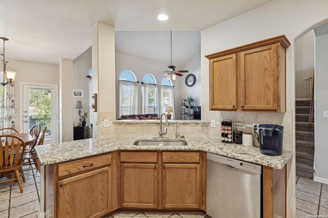 20806 Las Lomas, San Antonio, TX 78258