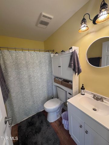 18408 Fortunes Way, Abingdon, VA 24210