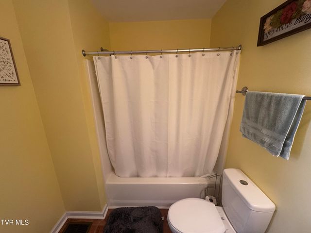 18408 Fortunes Way, Abingdon, VA 24210