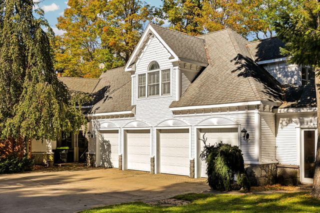 3063 Red Pine Point Drive, Indian River, MI 49749