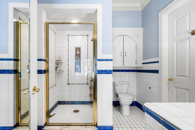 3063 Red Pine Point Drive, Indian River, MI 49749