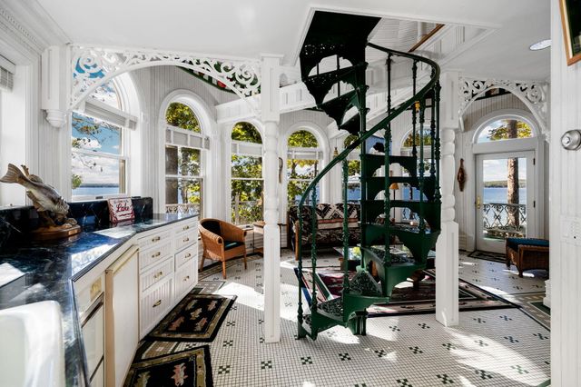 3063 Red Pine Point Drive, Indian River, MI 49749