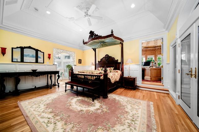 3063 Red Pine Point Drive, Indian River, MI 49749