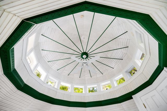 3063 Red Pine Point Drive, Indian River, MI 49749