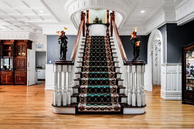 3063 Red Pine Point Drive, Indian River, MI 49749