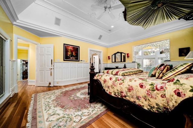 3063 Red Pine Point Drive, Indian River, MI 49749