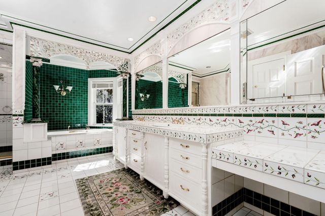 3063 Red Pine Point Drive, Indian River, MI 49749