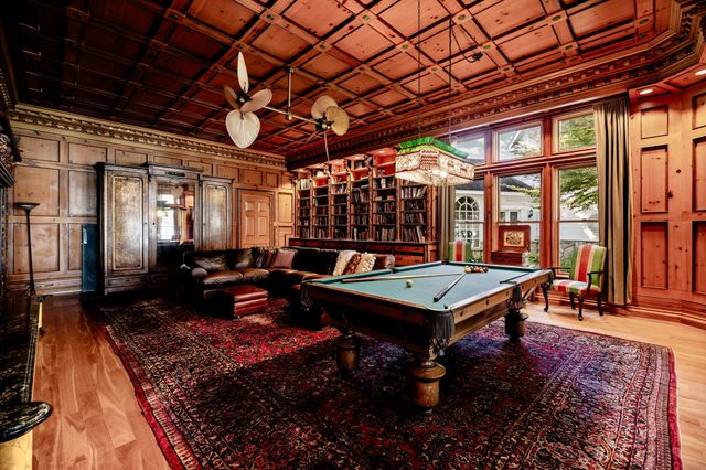 3063 Red Pine Point Drive, Indian River, MI 49749