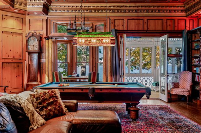 3063 Red Pine Point Drive, Indian River, MI 49749