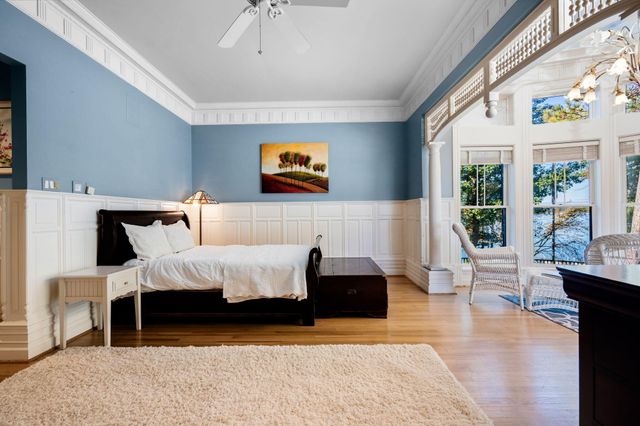 3063 Red Pine Point Drive, Indian River, MI 49749