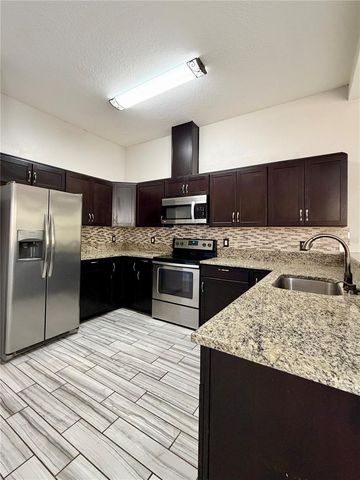 4848 TAMPA DOWNS BOULEVARD, Lutz, FL 33559