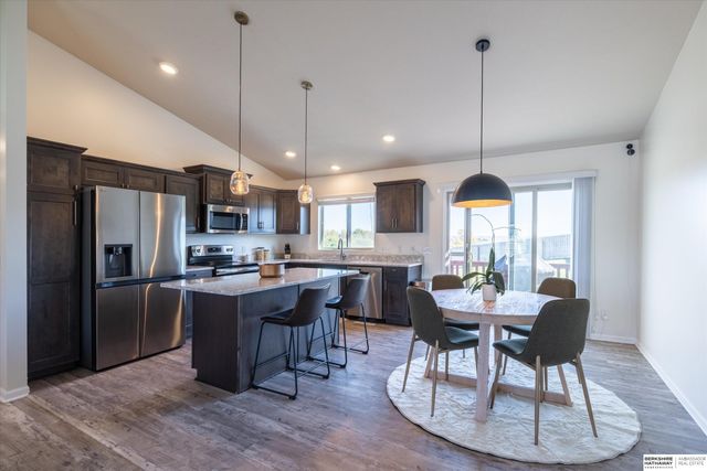 14315 S 17th Street, Bellevue, NE 68123