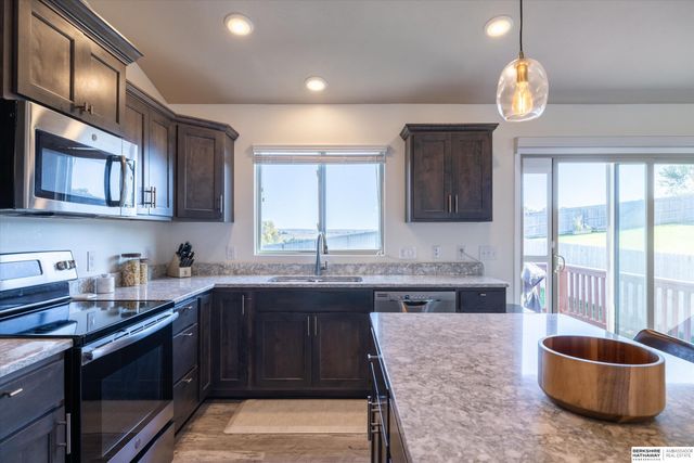 14315 S 17th Street, Bellevue, NE 68123