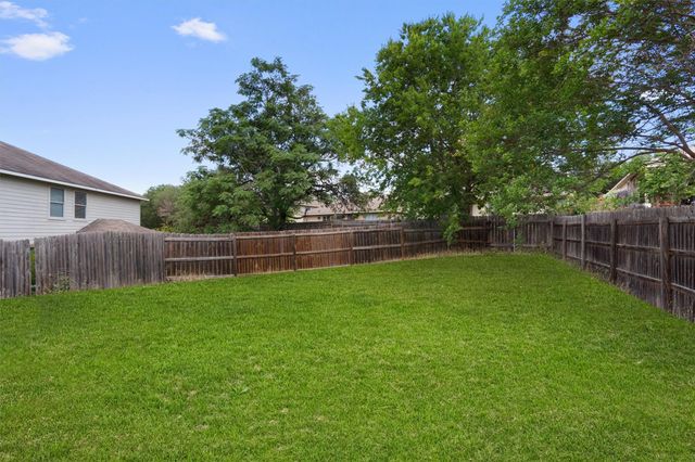 1816 Melissa Oaks LN, Austin, TX 78744
