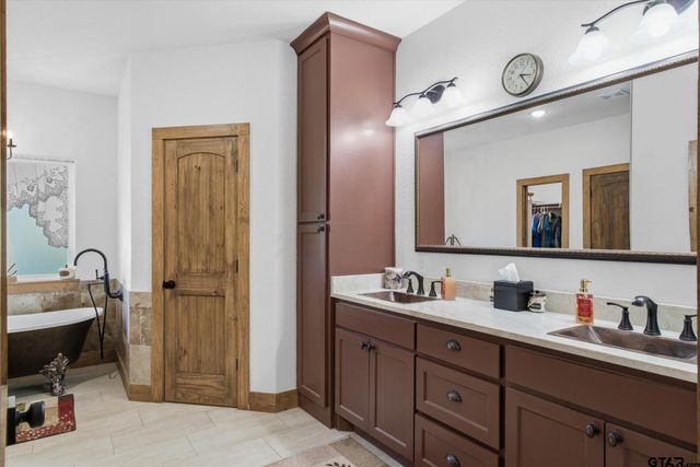 250 VZ County Road 4301, Ben Wheeler, TX 75754