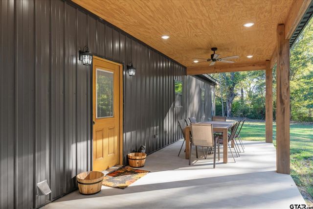 250 VZ County Road 4301, Ben Wheeler, TX 75754