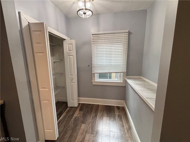 4200 Whitman Avenue DOWN, Cleveland, OH 44113